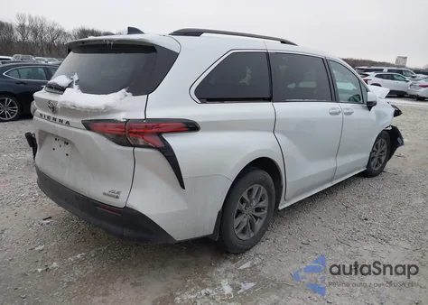 2022 Toyota Sienna Xle z USA, uszkodzony, nr VIN 5TDYRKEC7NS101872